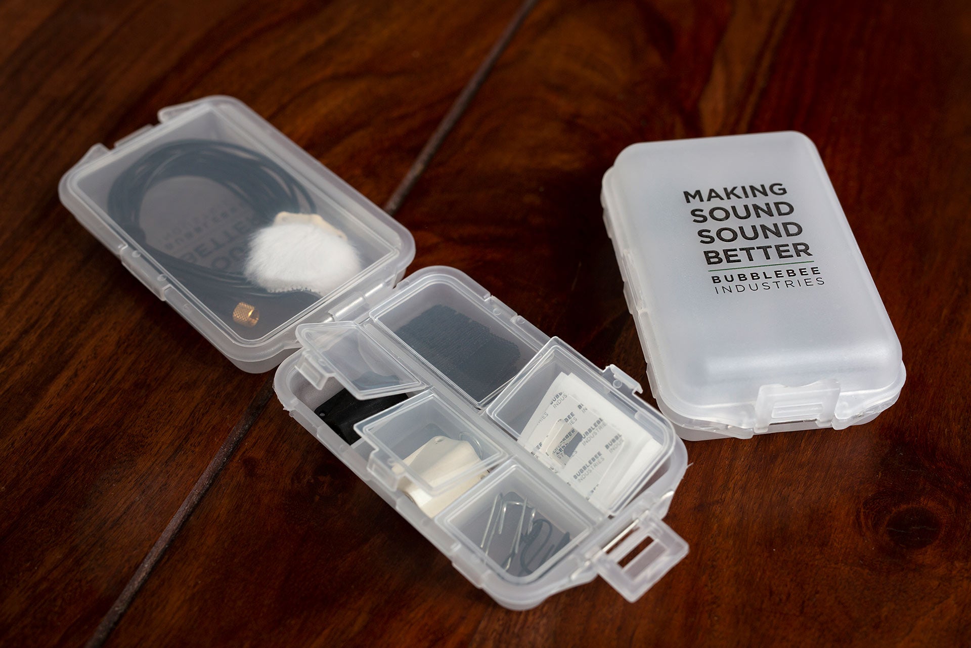 The Mic Accessory Case